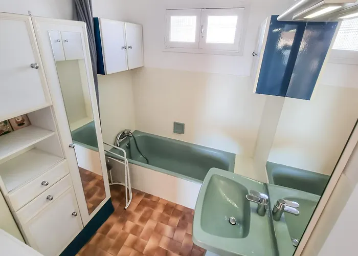 Les Marguerites - T2 Avec Clim Et Parking A La Fossette *