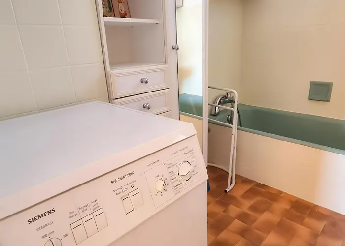 Apartament Les Marguerites - T2 Avec Clim Et Parking A La Fossette Le Lavandou