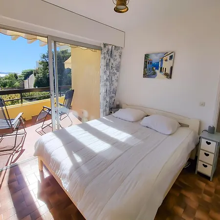 Les Marguerites - T2 Avec Clim Et Parking A La Fossette *